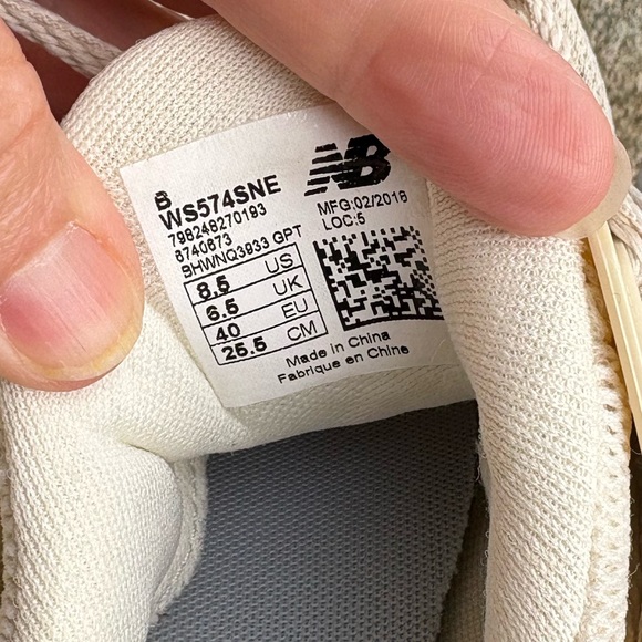 New Balance Women’s Sneakers Tennis Shoes Walking Running Action Pack Adventure - Picture 4 of 7